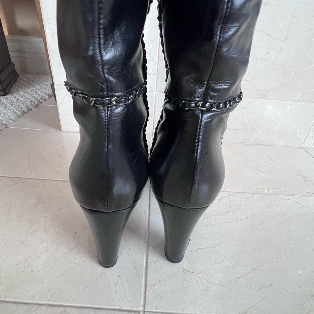 Chanel Black Leather Knee-High Boots with Chain Detail - Picture 10 of 16